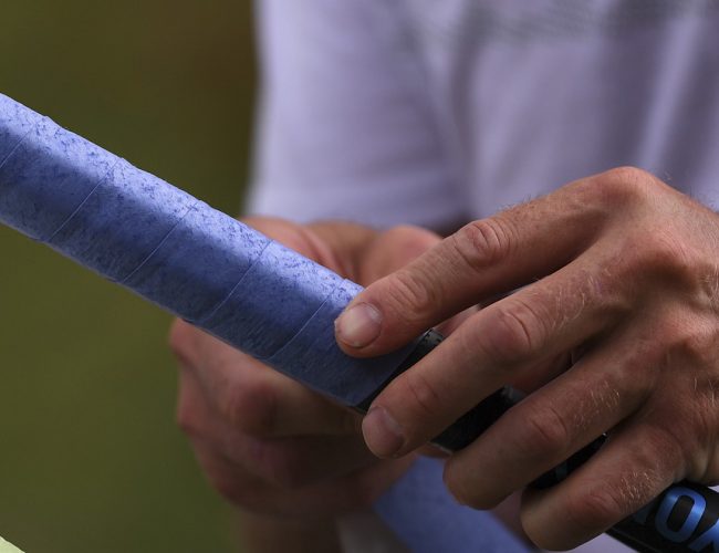 Hur man Lindar Tennisrack [Linda Grepplinda Tennis]