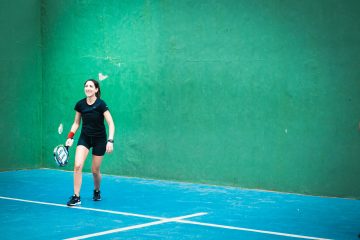 Från kontoret till padelbanan: Håll dina sneakers rena med Tarrago Sneaker Cleaner